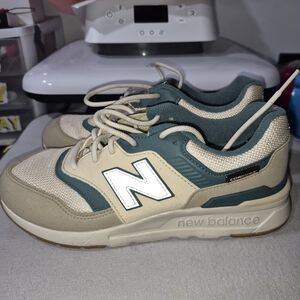 New Balance Kids' Beige and Teal Sneakers